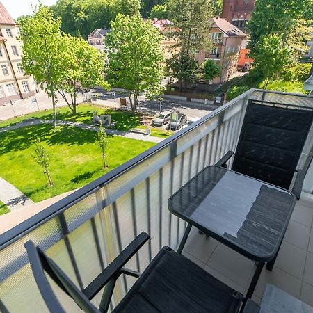 Seaside Breeze Stylish Apartment Balcony & Parking By Noclegi Renters Miedzyzdroje Dış mekan fotoğraf