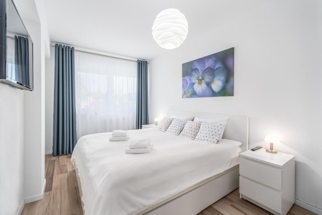Seaside Breeze Stylish Apartment Balcony & Parking By Noclegi Renters Miedzyzdroje Dış mekan fotoğraf